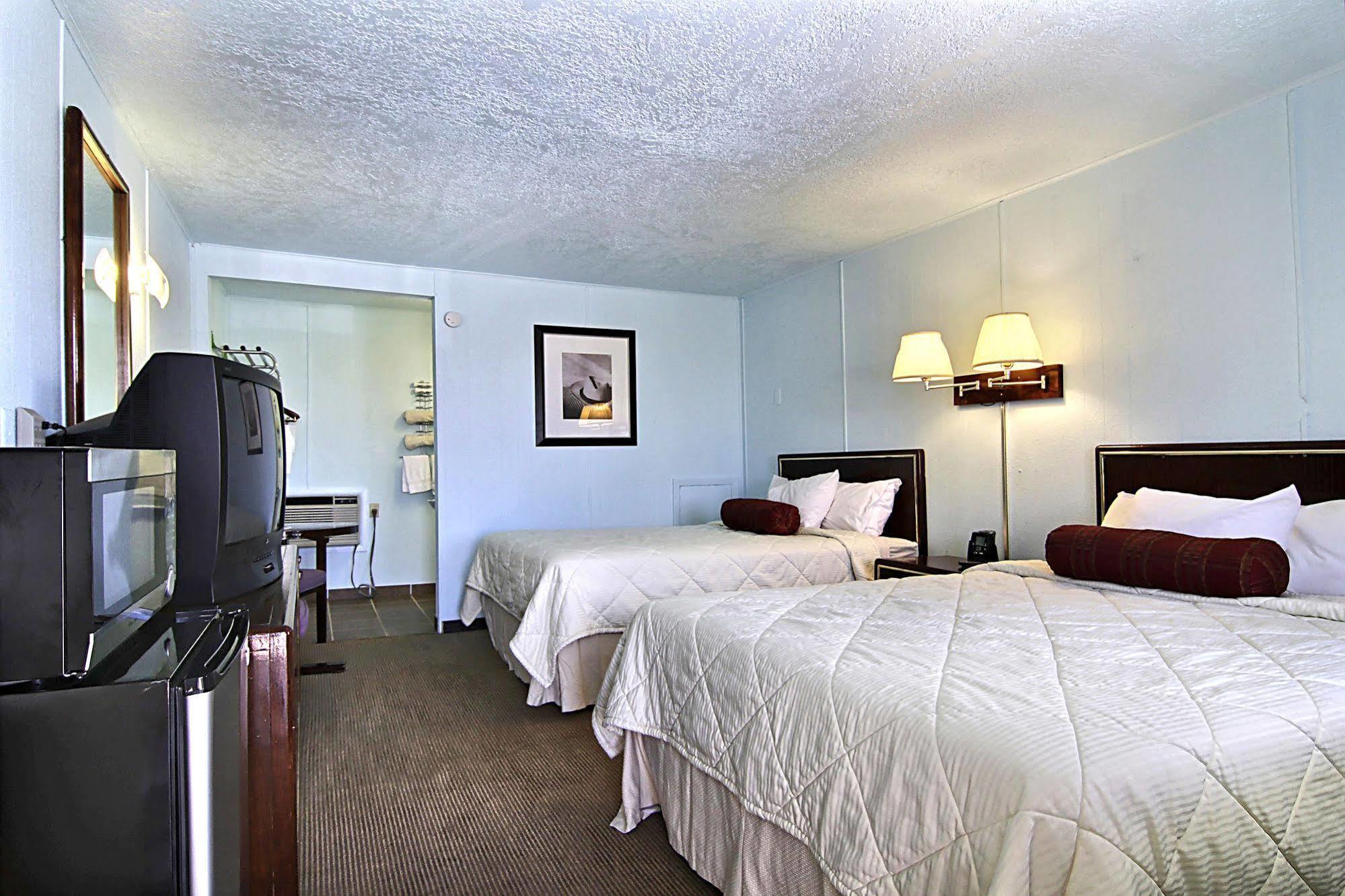 Rodeway Inn Santa Rosa Exterior photo