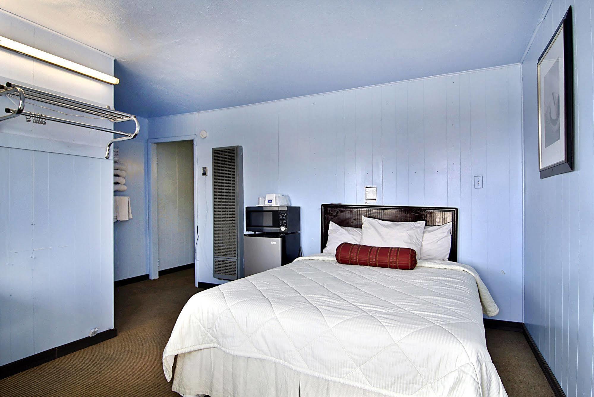 Rodeway Inn Santa Rosa Exterior photo